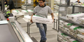 Judge again halts USPS mail ballot plan as Trump administration seeks Supreme Court relief