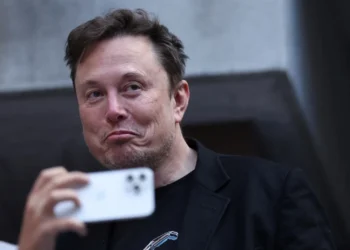 Elon Musk humiliated in public spat with world’s biggest chess website