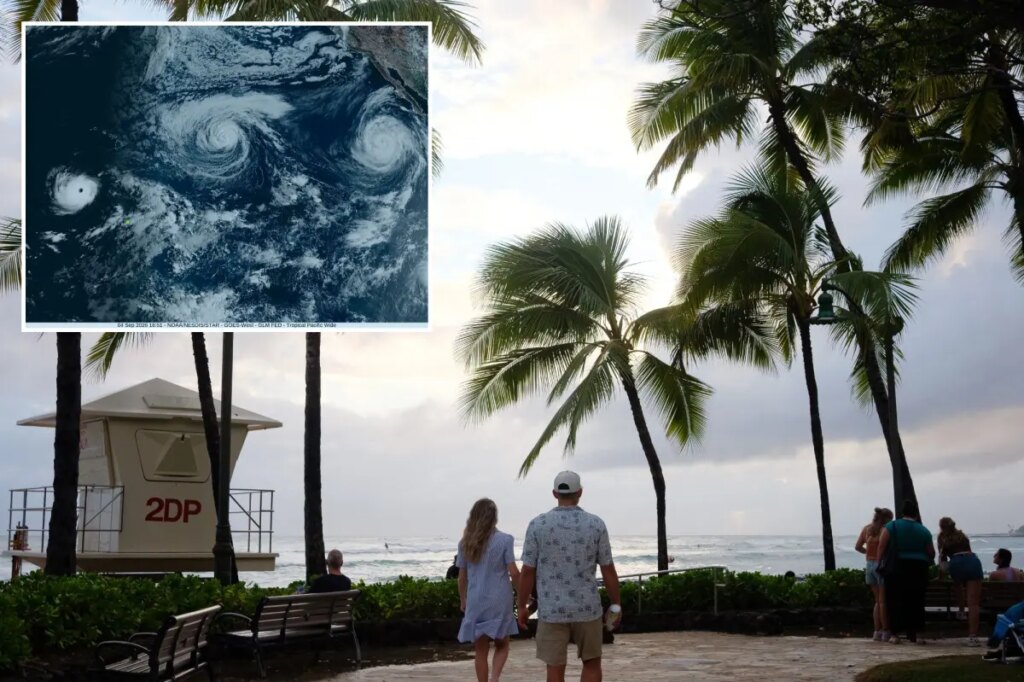 Hawaii on high alert as Hurricane Lowell takes drastic turn toward islands