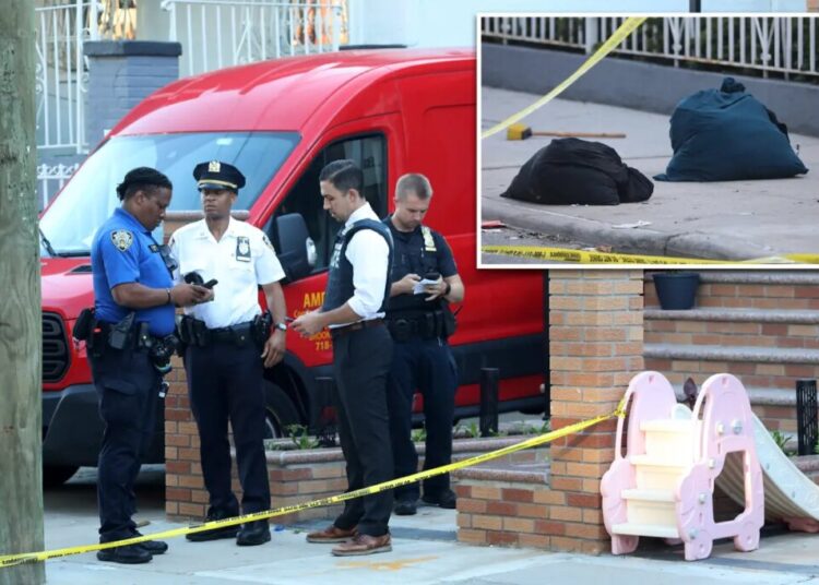 Man, 25, fatally stabbed in Brooklyn — pair of suspects on the run