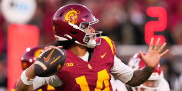 No. 14 USC dominates Fresno State with efficient offense, ruthless defense in shutout