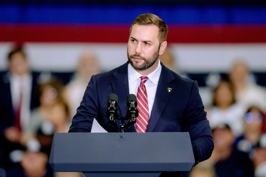 Republican House candidates tone down Trump on their campaign websites