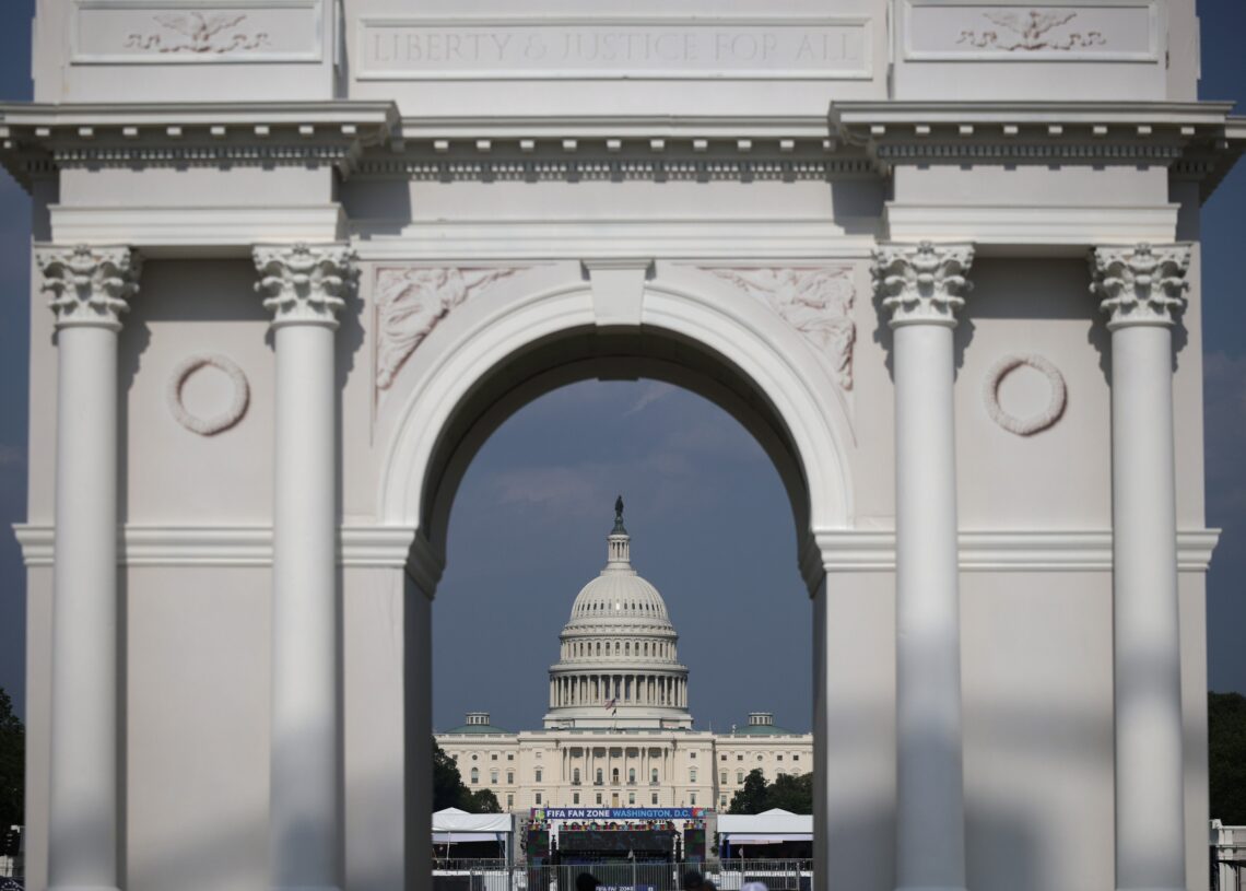 Trump officials say work will start on triumphal arch within two weeks