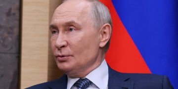 After CIA director visit to Moscow, Putin pushes harder for military win