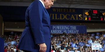 ‘Careening towards defeat’: Republican candidates rush to scrub Trump from their campaigns