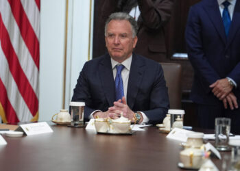 U.S. envoys to meet Putin in Moscow, pressing Russia-Ukraine peace talks