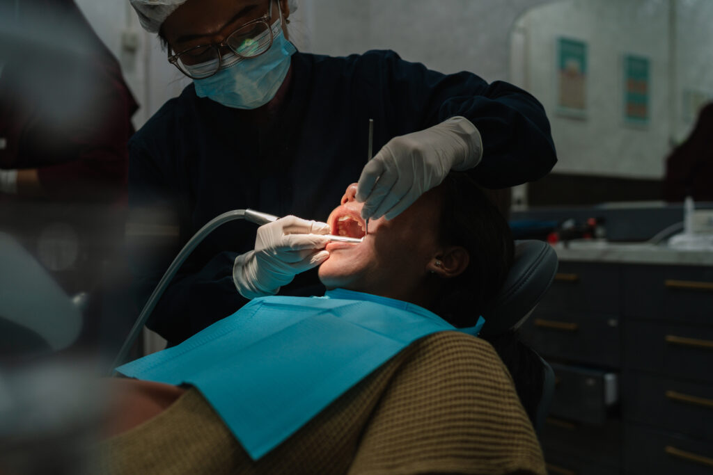 5 subtle symptoms dentists say you should never ignore