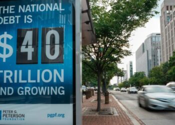 How to survive a national debt scare