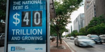 How to survive a national debt scare