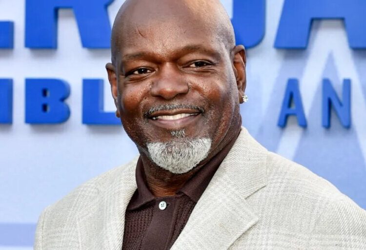 Former Cowboys star Emmitt Smith is sued by a Native American investment company over a $2.5 million loan for wind farm project