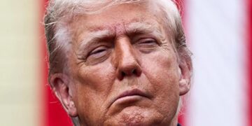 ‘Concerning’ Trump health signs flagged by expert: ‘Side of his mouth starting to droop’