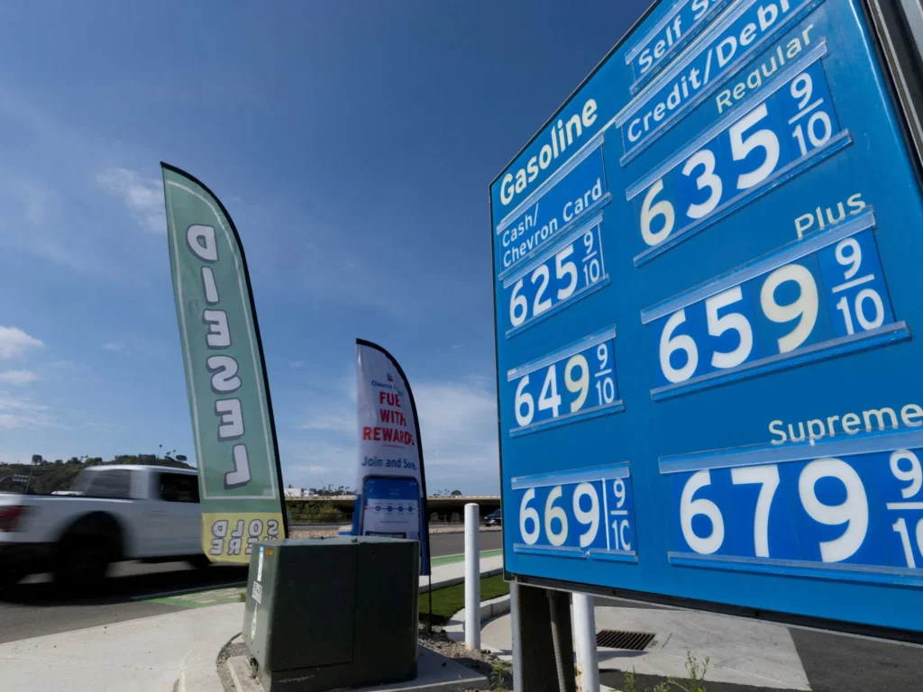 GOP panics as Trump admin desperately spins soaring fuel prices: ‘Can’t message that away’