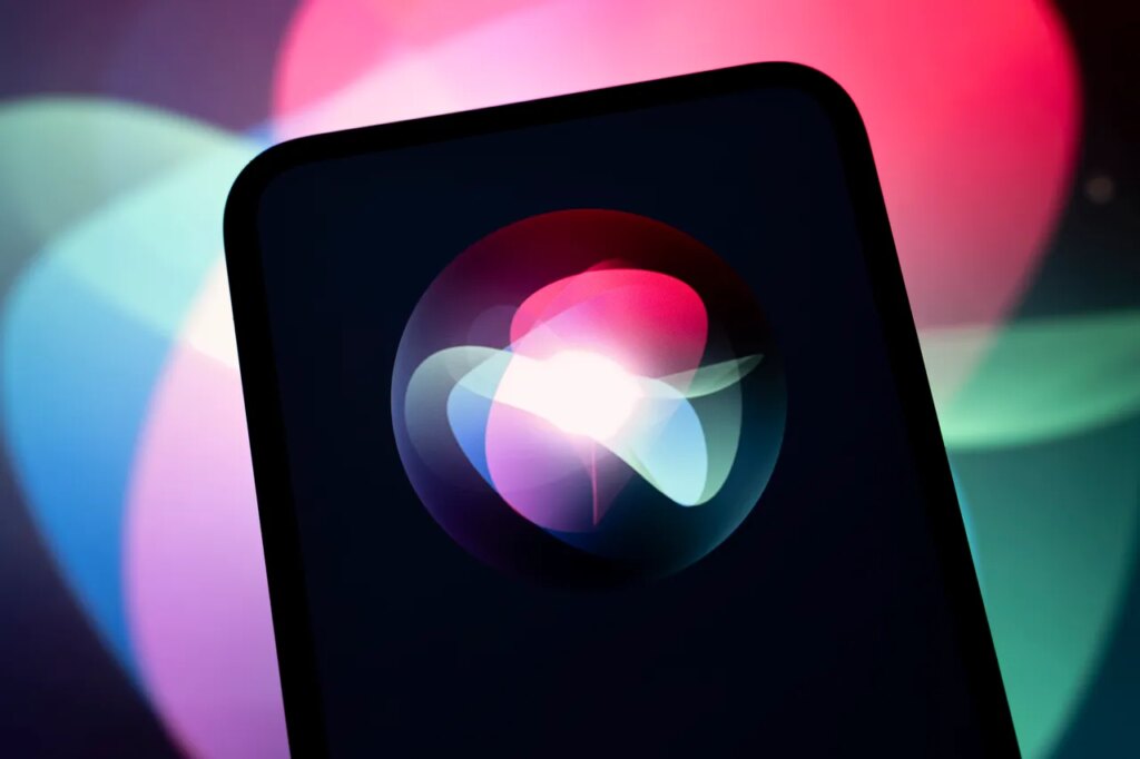 My Brief Summer Fling With Siri AI