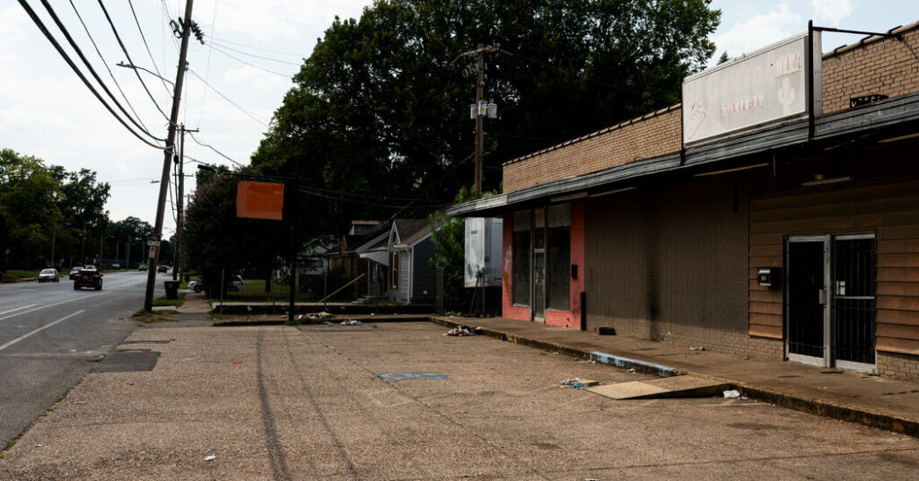 How a Memphis Gambling Raid Became a Sweeping Immigration Operation