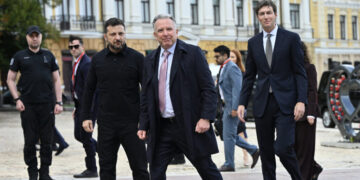 Trump Envoys Make First Visit to Kyiv