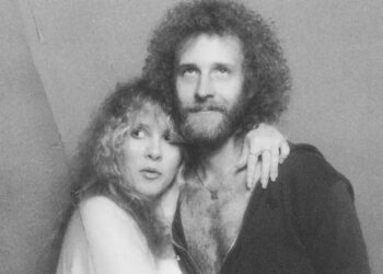Stevie Nicks’ younger brother, Christopher, dead at 72 following private cancer battle