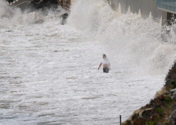 L.A. hit by rare September rain and coastal flooding from Hurricane Marie