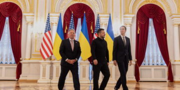 U.S. envoys Witkoff and Kushner hold talks in Ukraine after meeting with Putin