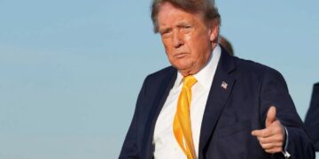 ‘Oh hell no!’ Trump sparks fury as he doubles down on latest name-change obsession