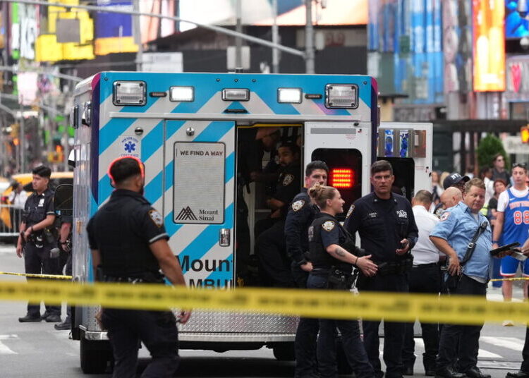 How Should the N.Y.P.D. Respond When People Are Armed and Disturbed?