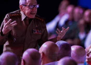 Former Cuban President Raúl Castro reappears after public absence, attending a military event