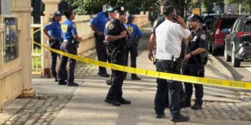 14-year-old boy shot near NYC park by gunman dressed in head-to-toe black: cops
