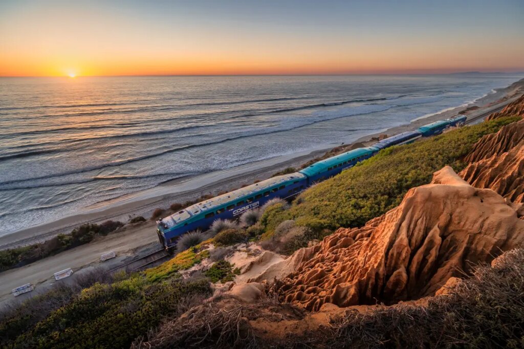 Metrolink Pacific Surfliner railroad in San Clemente closes as intense weather crashes coast