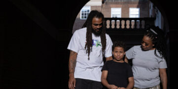 Parent says D.C. school officials downplayed incident where teacher ‘popped’ 6-year-old