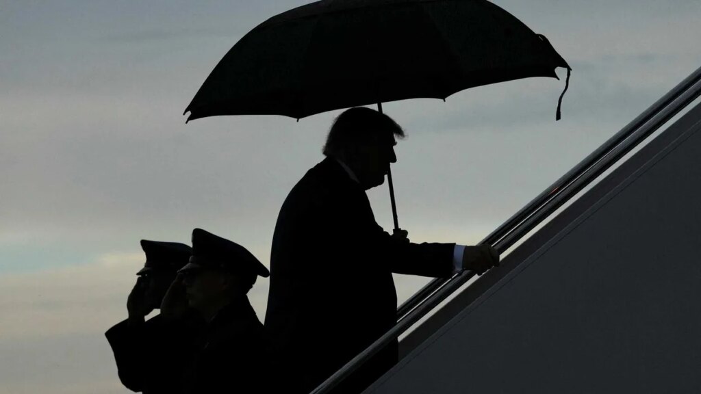‘Switcheroo in the wrong direction’: Trump gets bad Labor Day news about American jobs