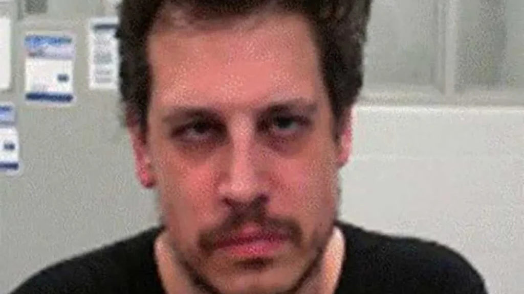 Deported troll purports to lob legal grenade at Laura Loomer: ‘Lets playyyyy’