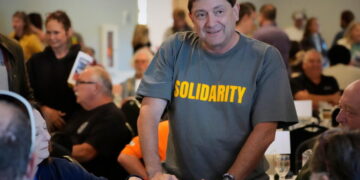 Midterm elections head into the home stretch as candidates hit Labor Day events