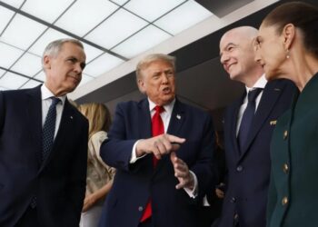 Wisconsin cheese, Maine seafood, Kentucky appliances: Trump’s Canada tariffs punch swing states just before the midterms