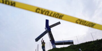 Ousted Kennedy Center Chairman Buys Dismantled ‘Blue’ Sculpture