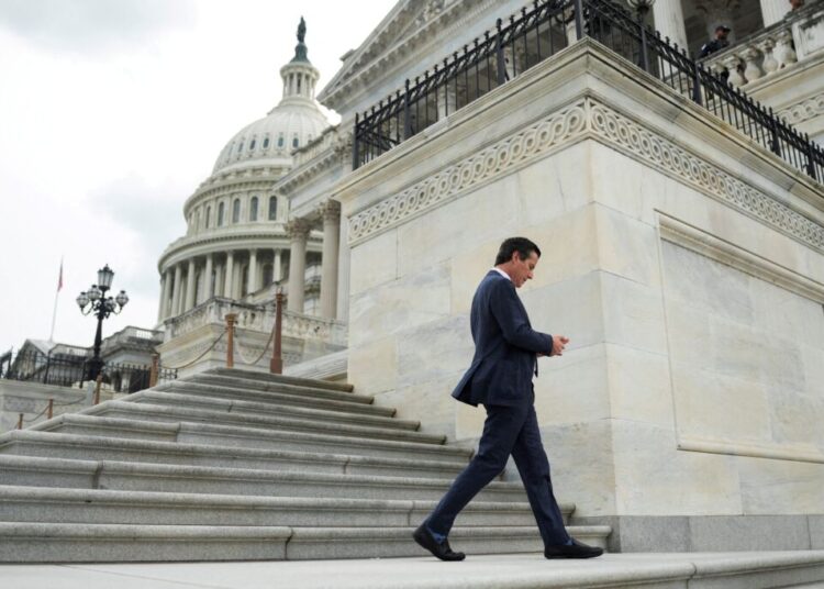 As Social Security fund runs dry, some Republicans say it’s time to raise taxes