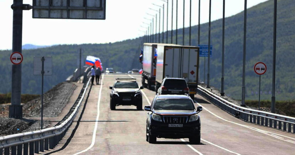 Russia, North Korea open first road link across shared border