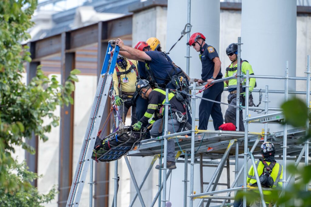 Emergency crew rescues worker injured during White House construction