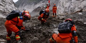 ‘Mama, I Miss You’: Relatives Go Online to Grieve Tibet’s Flood Victims.