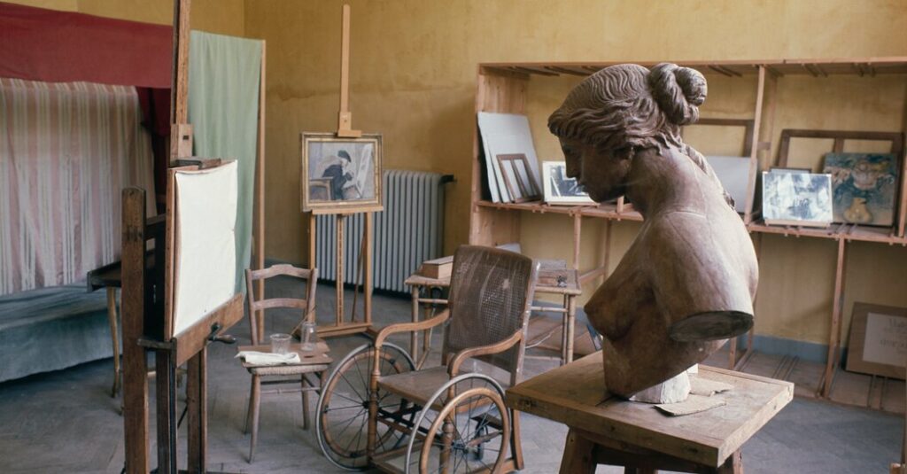 Thieves Steal Three Artworks From Renoir Museum in France