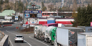 Near the Border, Americans Fear Losing Ties With Canadians