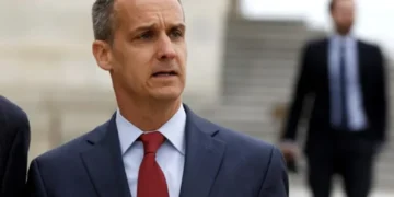 Federal probe zeroes in on ‘shadow secretary’ who rattled Trump White House