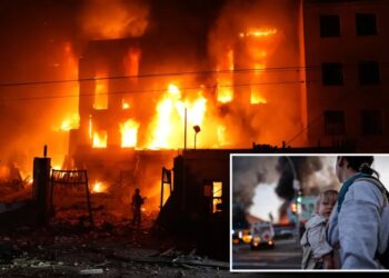 At least 3 dead, 16 wounded in Russian attacks on Kyiv after meetings with Jared Kushner, Steve Witkoff