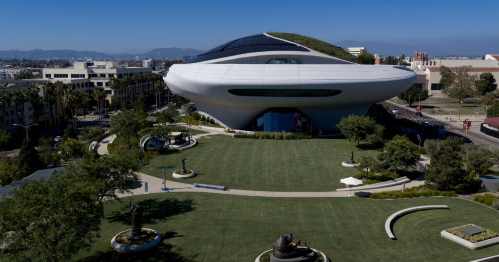 11 must-see things at the sprawling Lucas Museum of Narrative Art