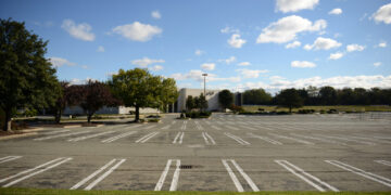 Why America can’t get rid of its dead malls