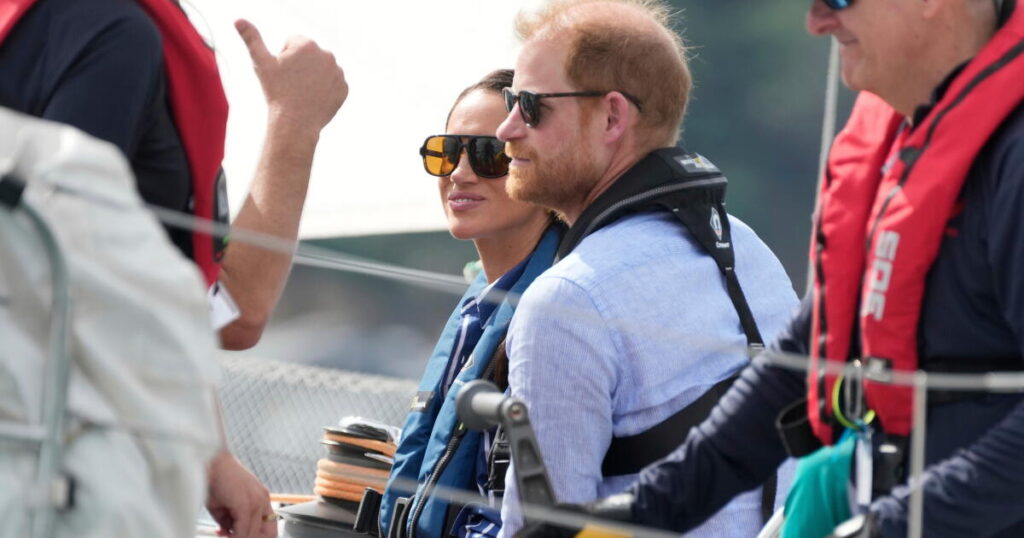 Harry and Meghan surprised by the way Buckingham Palace released letter on non-working royal status