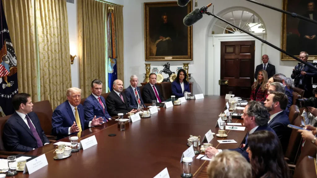 New Cabinet casualty predicted as DC insider puts Trump’s ‘public embarrassment’ on notice