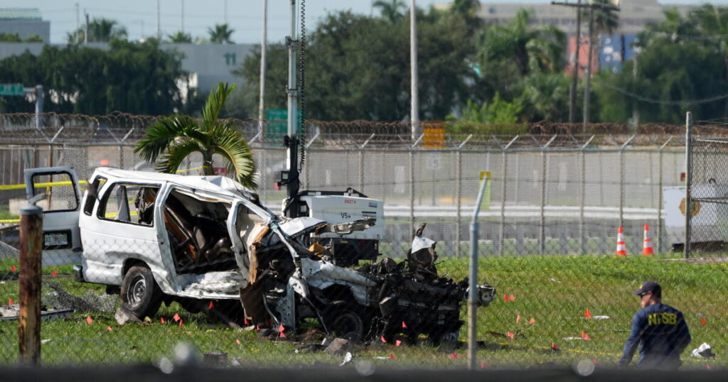 All 5 killed in Miami cargo jet crash were in a van used by plane cleaners