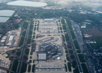 U.K. airports face travel chaos as over 400 flights canceled due to air traffic control issue