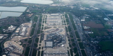 U.K. airports face travel chaos as over 400 flights canceled due to air traffic control issue