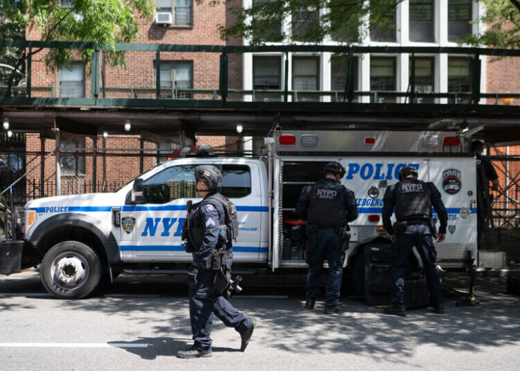 Man Indicted on Hate Crime Charges in Attacks Near Manhattan Synagogues