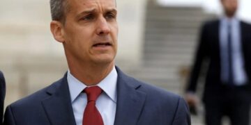 ‘Incredible’: Ex-Trump adviser’s  denial of corruption claims backfires immediately